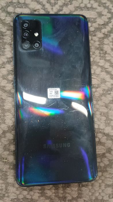 Продава се за части с работеща платка