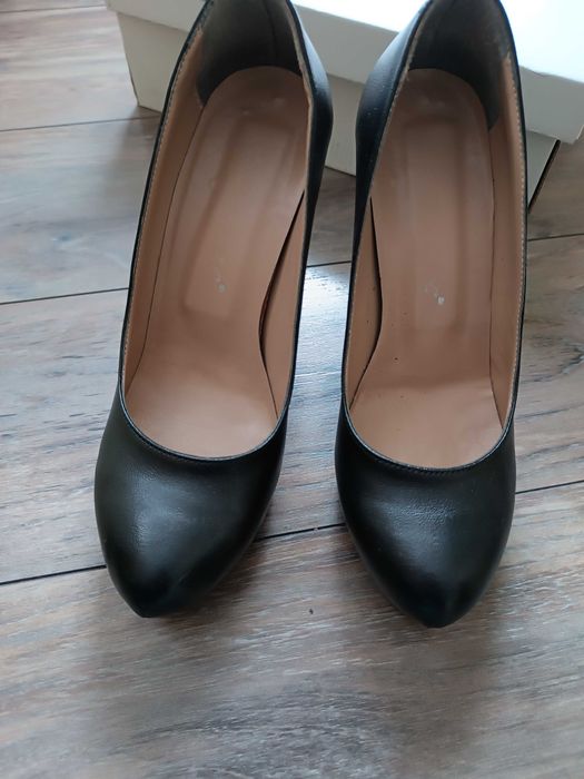 Дамски обувки на ток