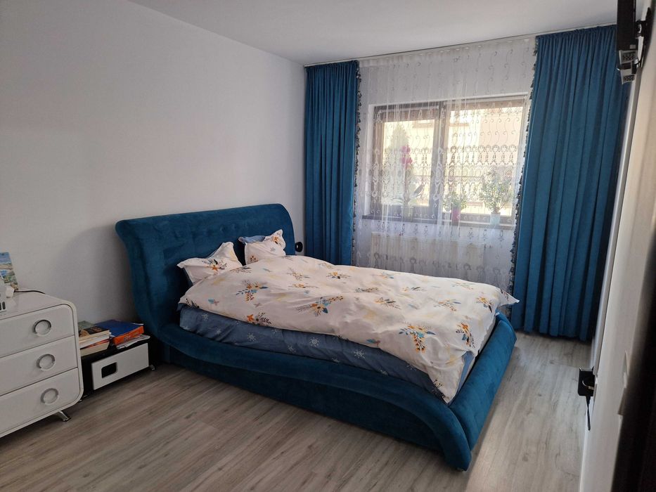Apartament 3 camere de vanzare, boxa+parcare, valea lupului, strada Mestecanis