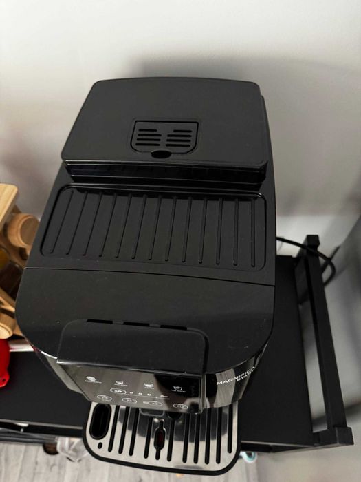 Кофемашина DeLonghi