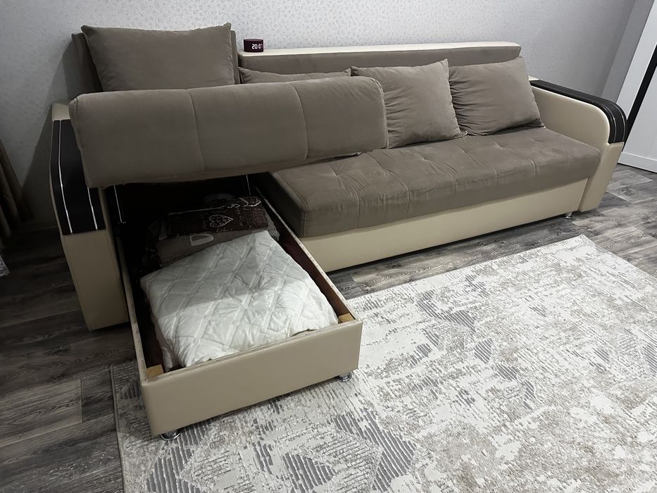 Продам отличный диван !!!