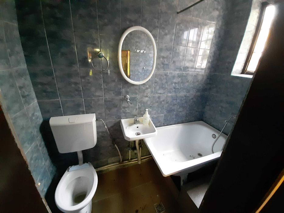 Casă de închiriat cu gospodărie în comuna Gilău!