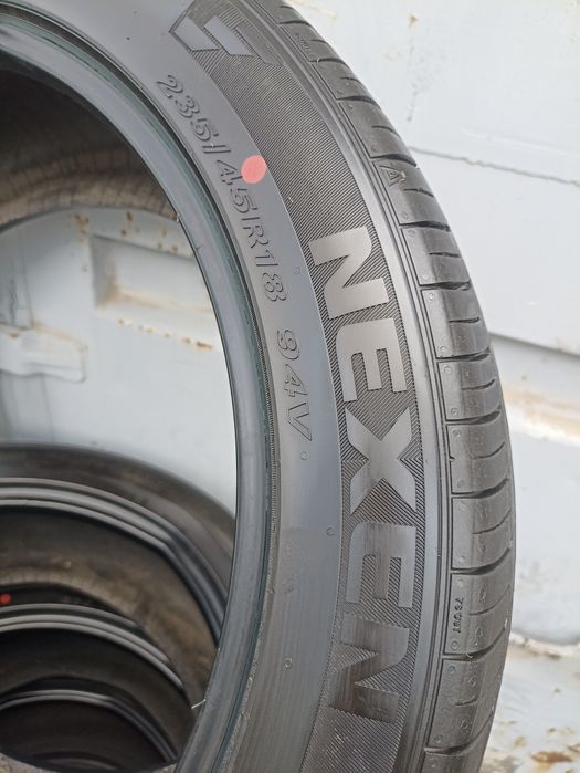 235/45/18 нексен летний комплект