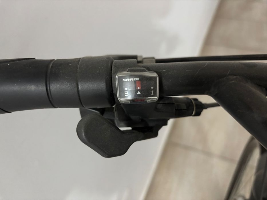 De vanzare: bicicleta dhs