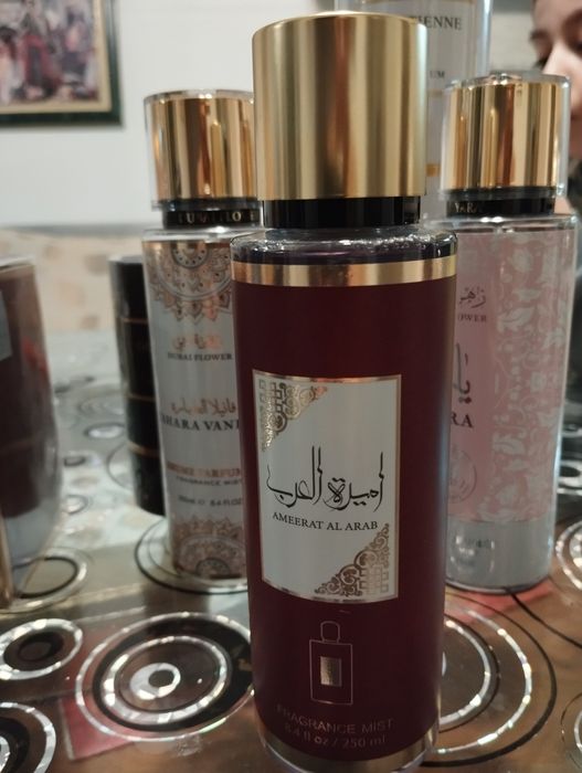 Дамски парфюми,спрейове и лосиони