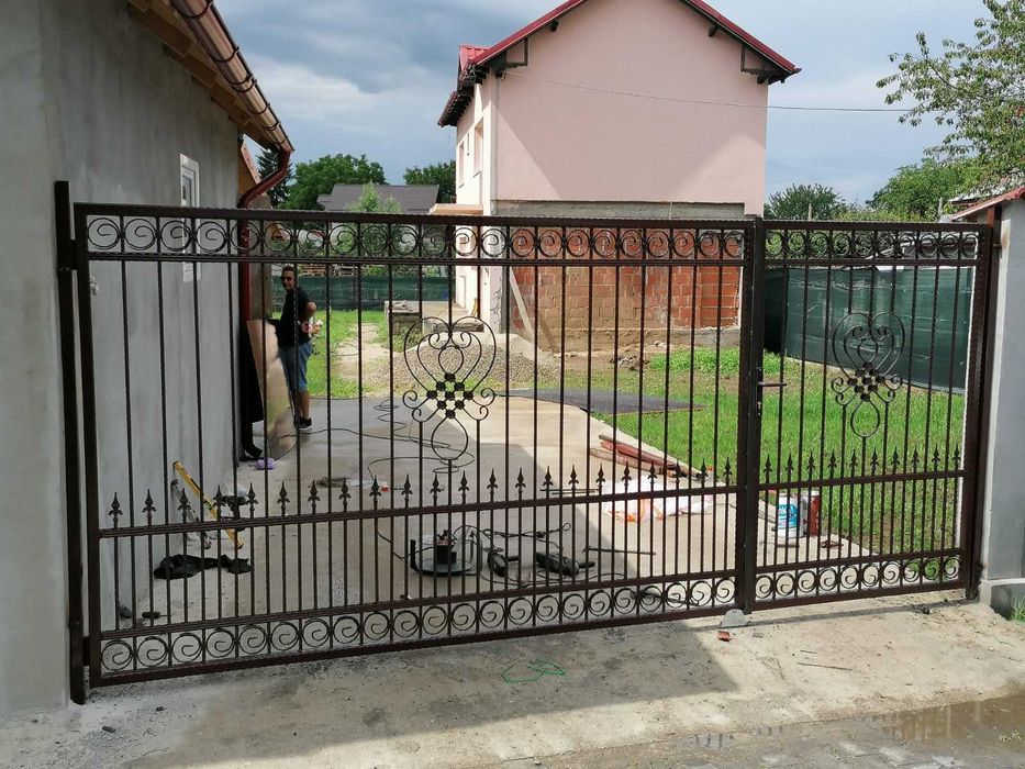 Garduri porti balustrade teava rotunda patrata fier forjat