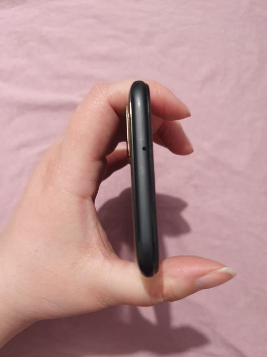 Vând telefon Huawei P40 Lite