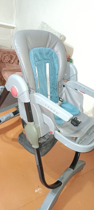 продам стульчик для кормления