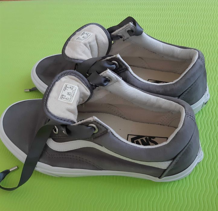 VANS  38ми номер