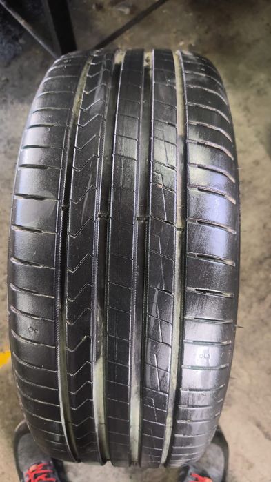 Vând anvelope 225 50 r17 Hankook