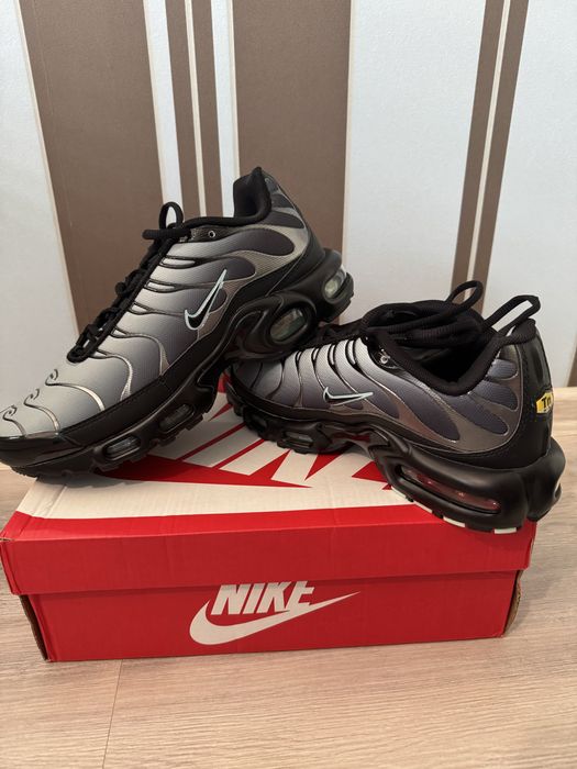 Обувки Nike Air Max Plus Tn