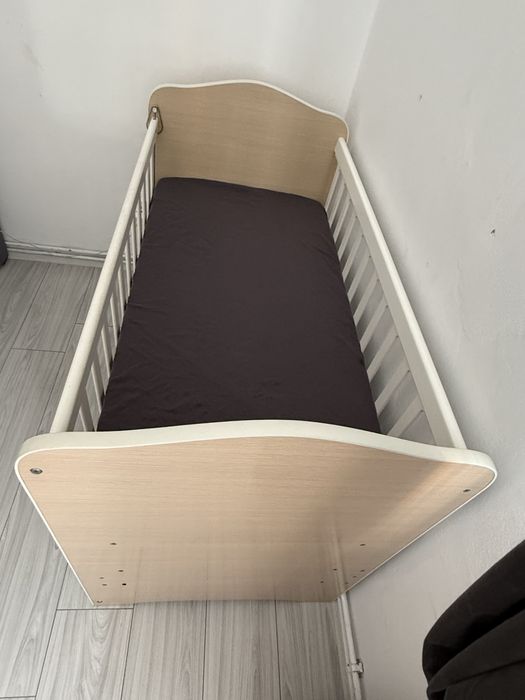 Patut alb din lemn