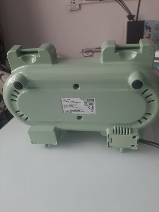 Мини гофретник за палачинки или гофрети