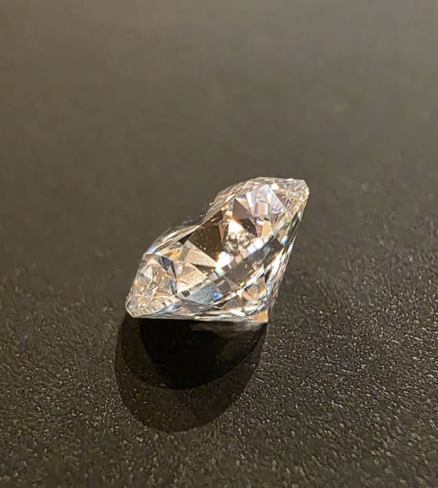 Diamant 3ct – Alb Absolut (D), VS1, IGI