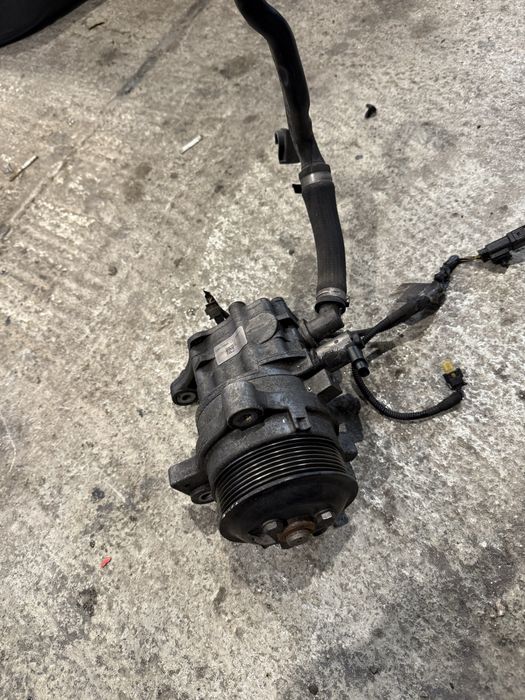 Дайнамик хридравлична помпа бмв ф01 ф02 750и bmw f01 f02 750i