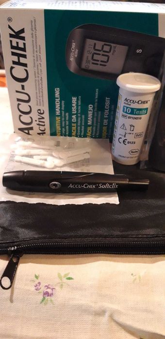 Glucometru Accu-Chek Active pentru diabet