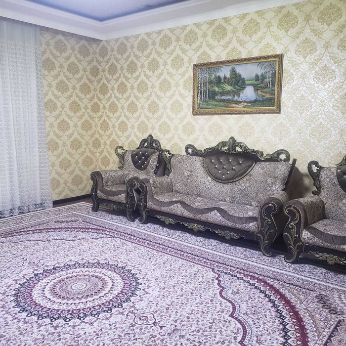 Шахристанская 3 в 4/1/4  квадратура 118 м2 Спецплан огород,парковка