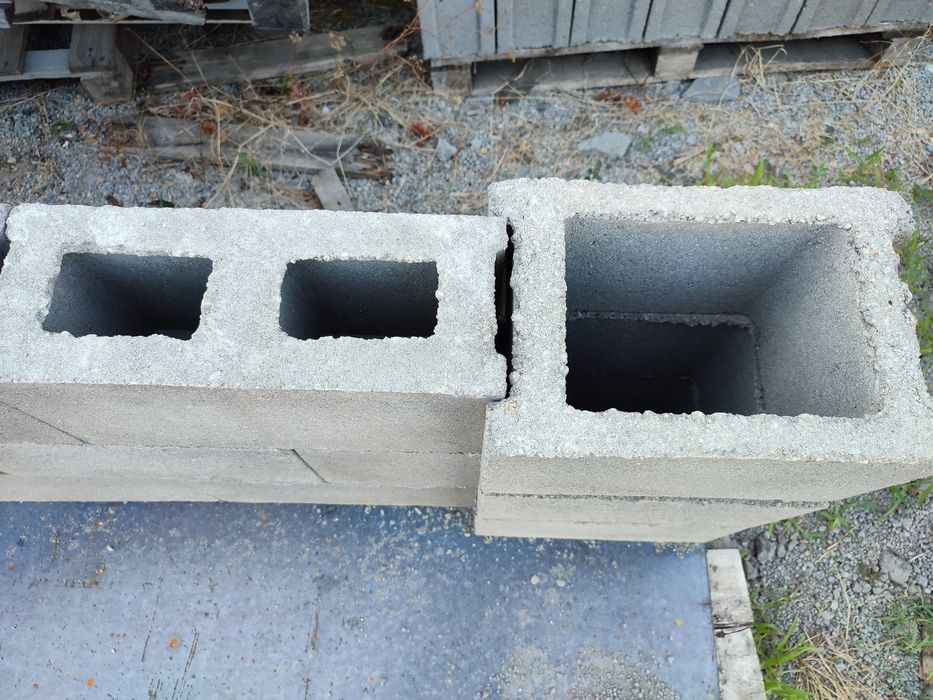 Bolțari de beton pentru zidărie și stâlpi