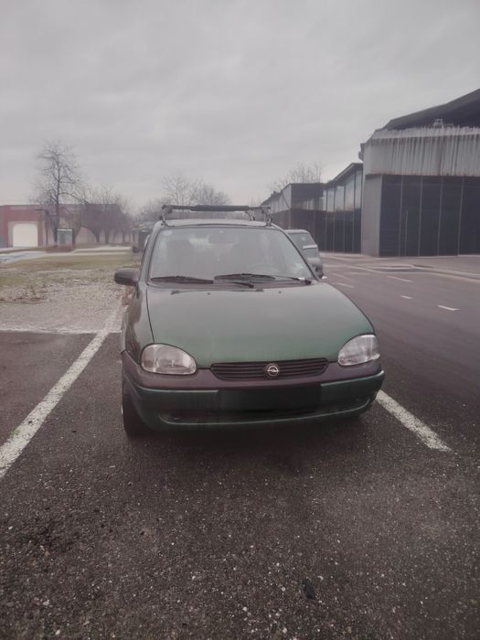 Vând Opel CORSA 16v 1.2 an 1999