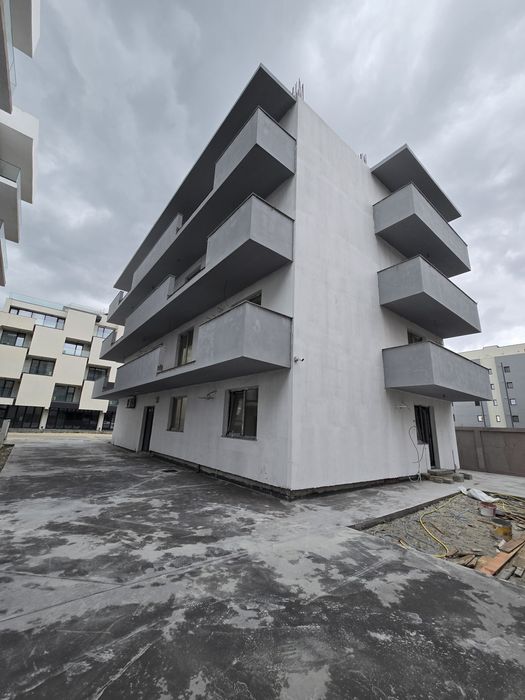 Garsoniera la 90 m de plajă Mamaia Nord - TVA inclus in preț.