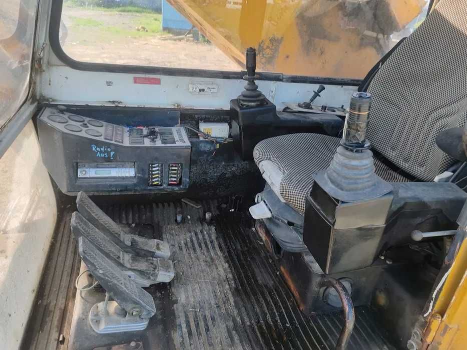 Excavator Liebherr 984 Ideal pentru cariere Accept orice test Rate/Credit