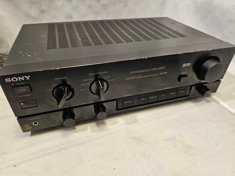 Sony F411R twin drive 2x50W 4 - 8 ohm