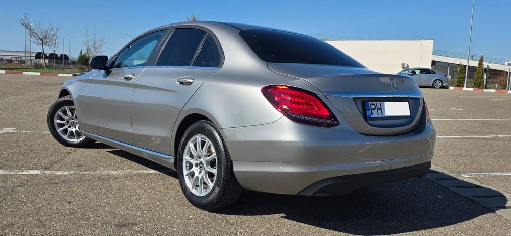 MERCEDES-BENZ C-Class 2019 — imagine 3