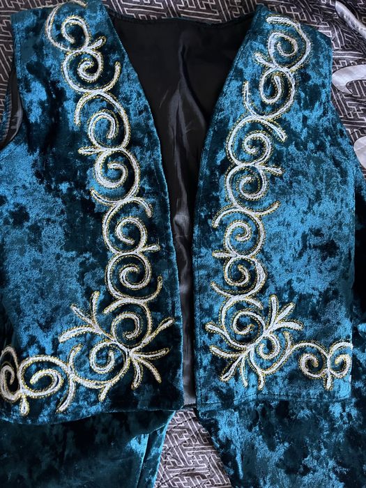 Продам казахский национальный костюм