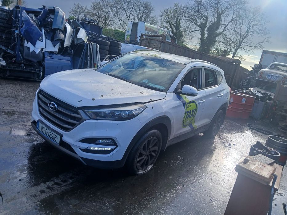 Dezmembrez Hyundai Tucson Iii Tle 2016 2.0 Crdi All-Wheel Drive D4Hb 129Kw|175Hp