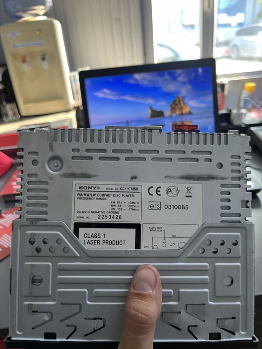 CD плеър Sony CDX-GT35U