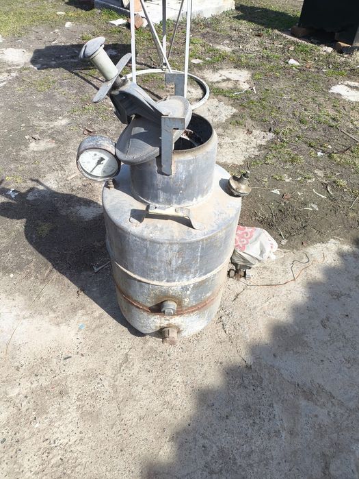 Бачок от кислородного баллона