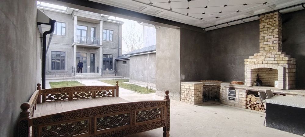 Do'rmonda 3 sotix hovli sotiladi