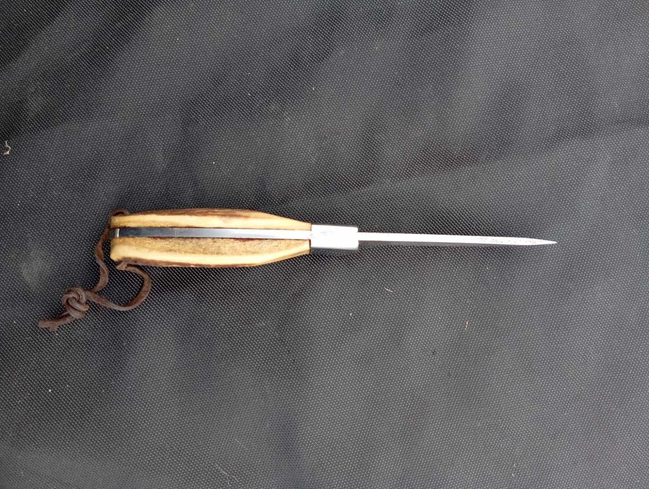 Ловни Stiletto ( дамаска стомана)