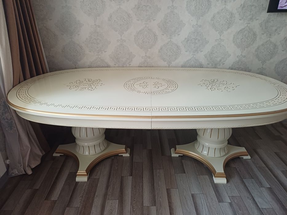 Стол обеденный раздвижной