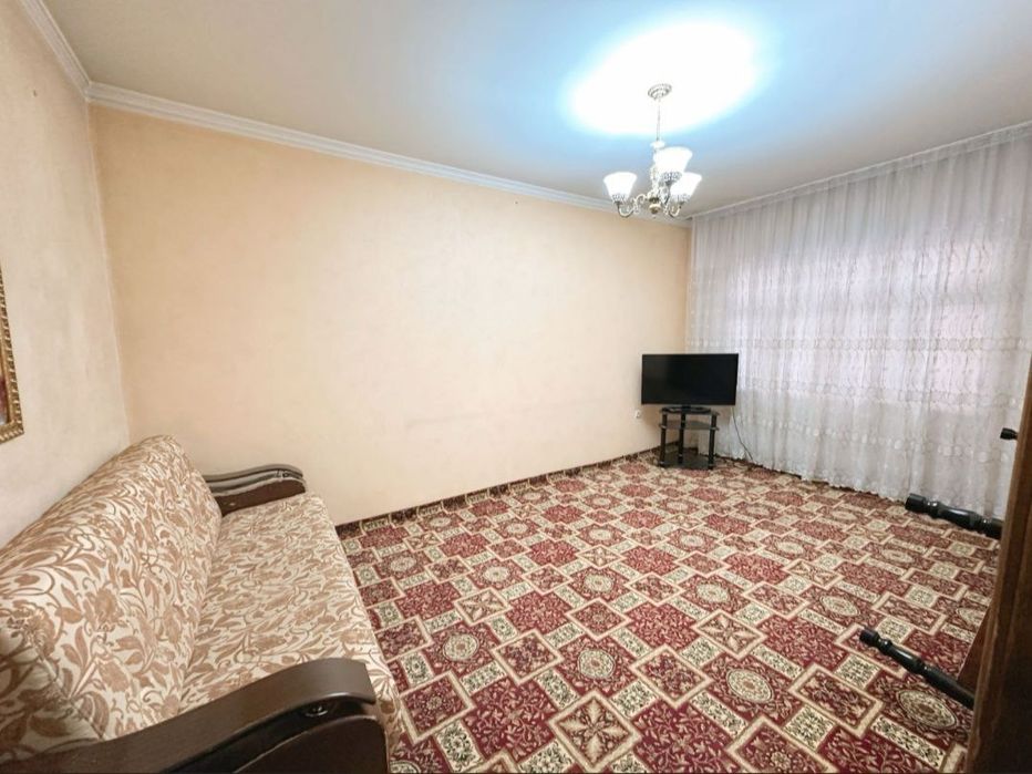 Srochne ijaraga beriladi Yunusobod 9 3xona oilaga