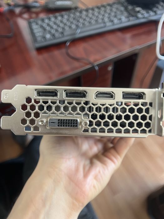 GTX 1060 3gb видеокарта
