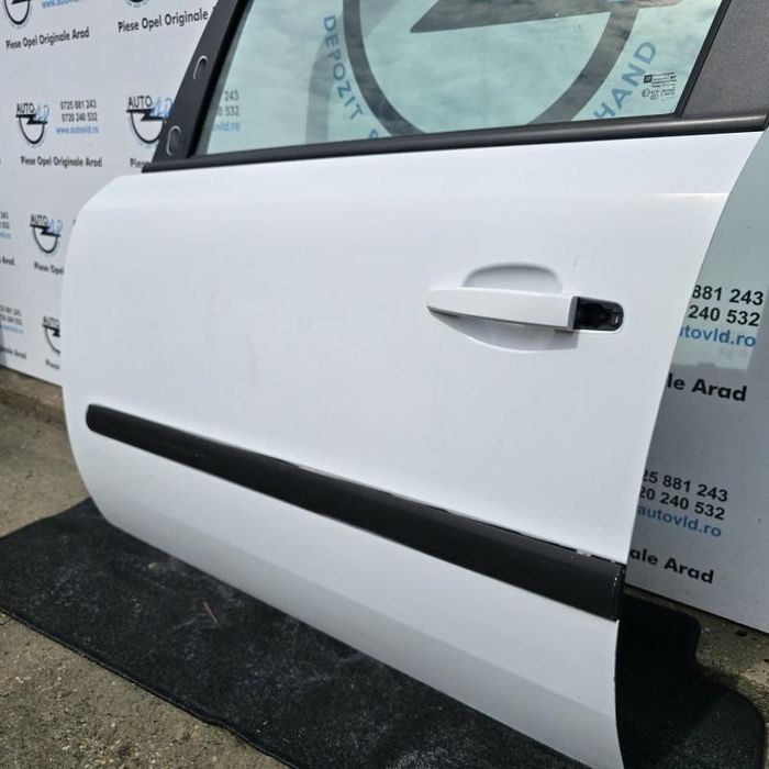 Portiera usa stanga fata Opel Zafira B Facelift