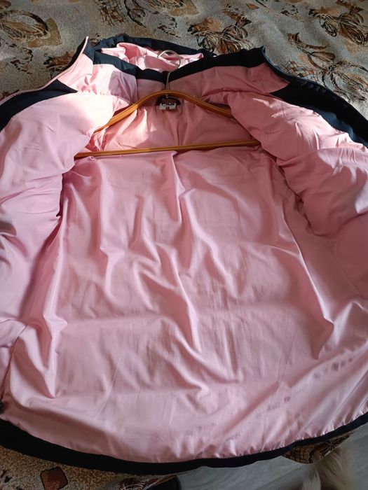 Куртка FILA(158-164)продам