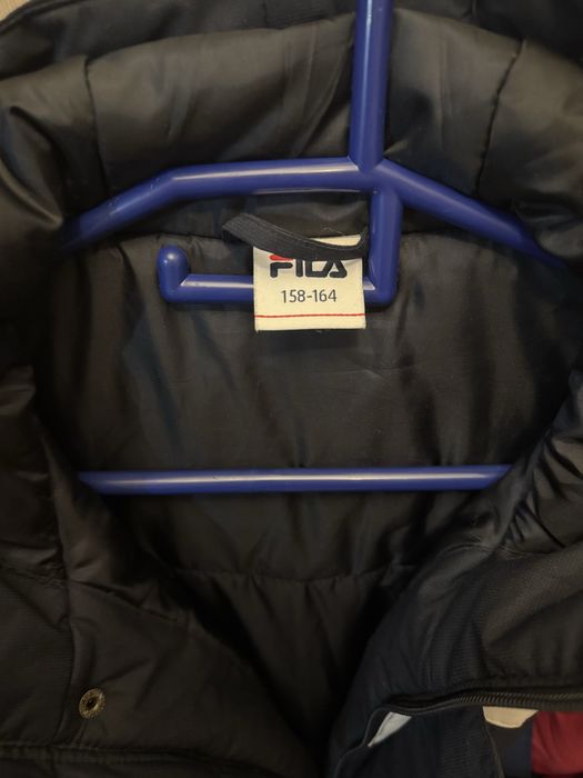 Продам куртку зимнию