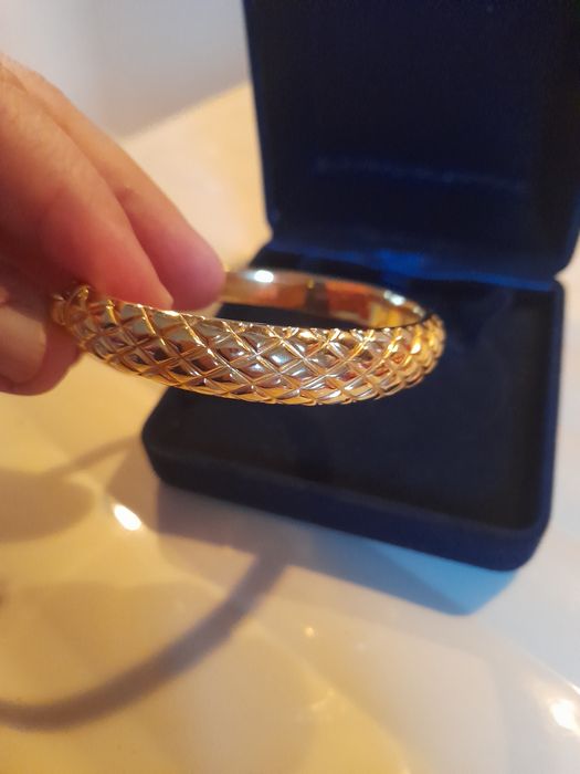 Оригинална гривна на Esprit