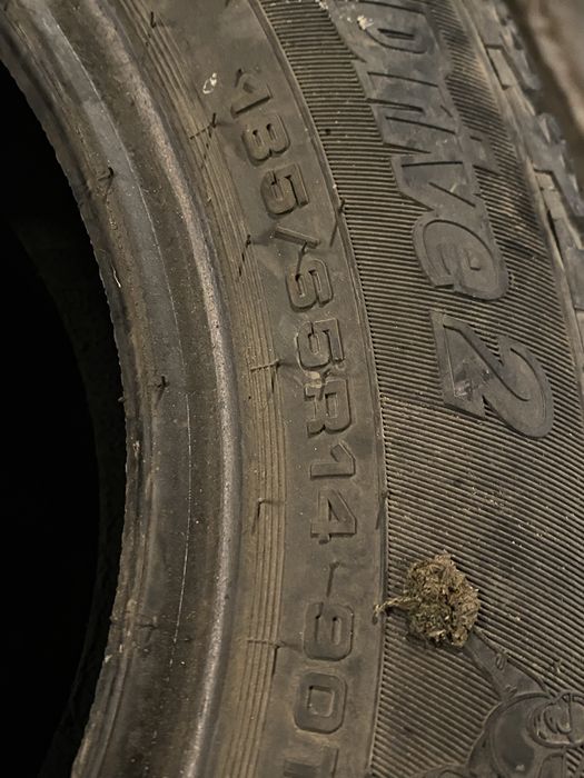 Шины R14 продам обши