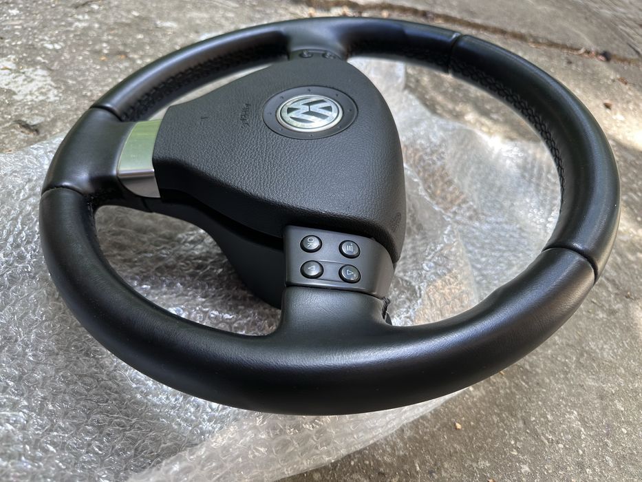 Волан с аербег и пера за Тигуан,Туаран,Голф и др