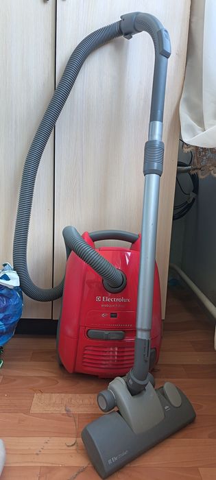 Пылесос Electrolux как новый