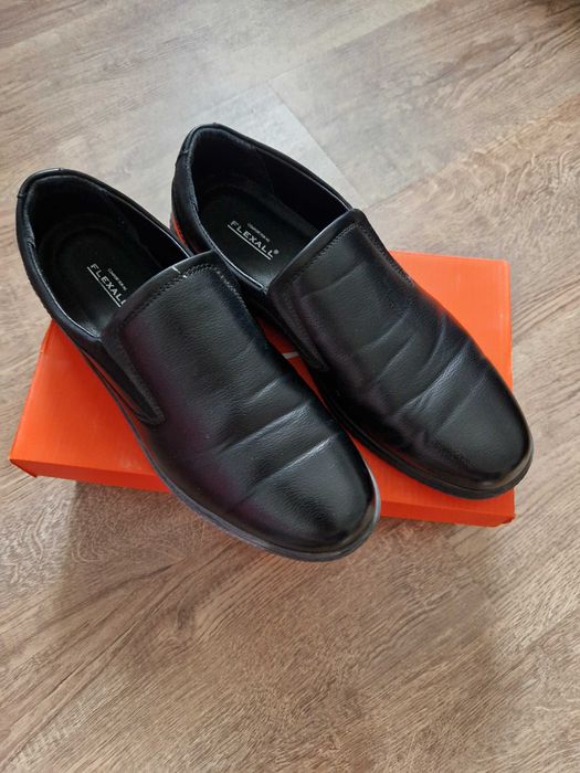 Школьная обувь на мальчика 2000 тенге