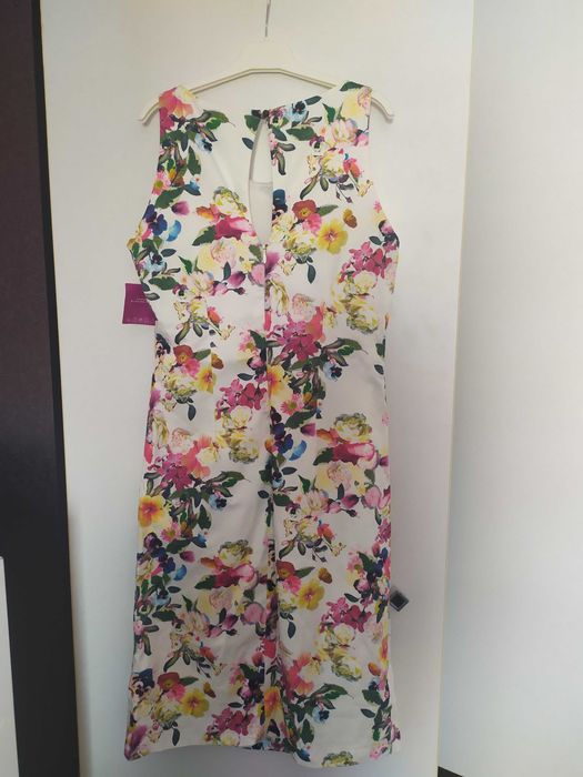 Нова дамска рокля, р-р 40