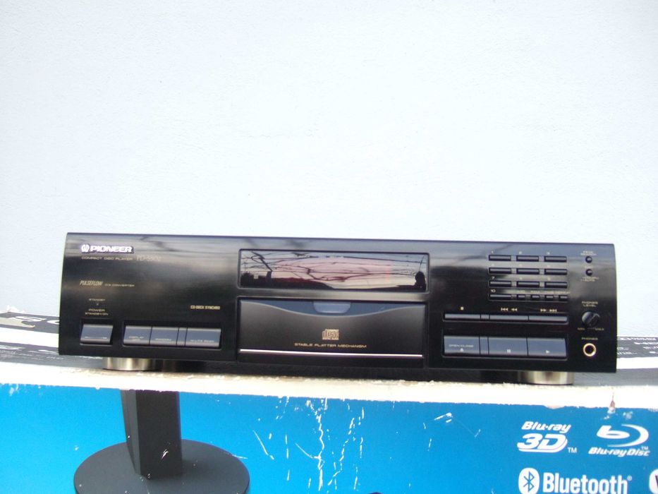 Pioneer PD-S502 Cd-player . Platter Stablle System .
