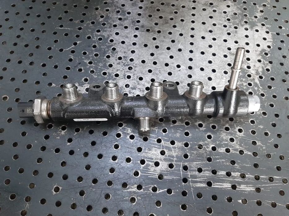 rampa injectoare 1.5 tdci  ecoblue ford ecosport  9625589880