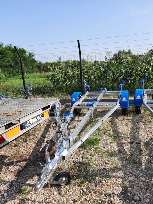 OFERTA-Remorci si platforme uz general,apicole,utilaje,peridoc,atv