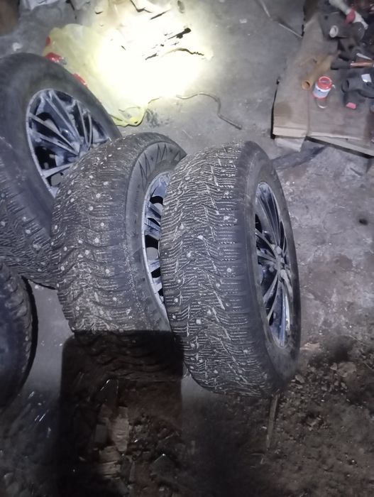 Продам колёса с шипованной резиной, R14
Диски
