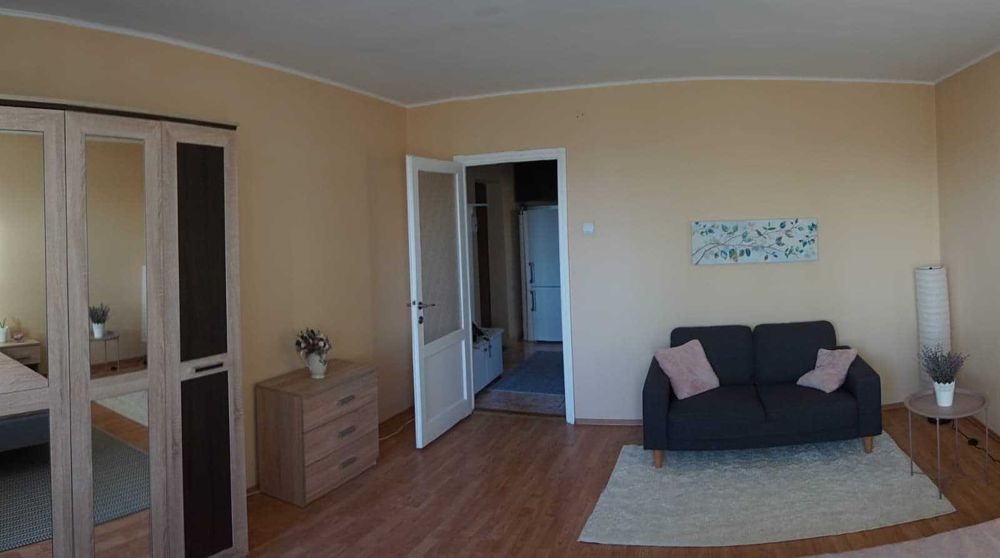 Apartament pe o stradă liniștită de case, zona Brâncoveanu / Elisabetin